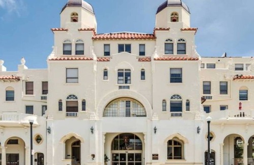 Palm Beach Condo | Palm Beach Island Studio FREE VALET PARKING!