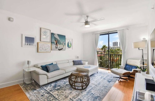 Downtown West Palm Beach Apartment | Palm Penthouse - Bright Designer Penthouse in the Heart of CityPlace