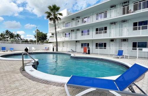 Bel Air Condo | Paradise awaits you with Ocean View & Heated Pool!