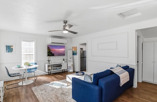 La Hacienda Cottage | Paradise Pool Cottage House, Delray Beach