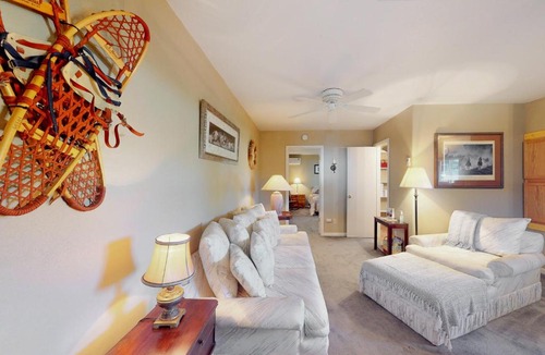 South Fork House | Peace of Paradise