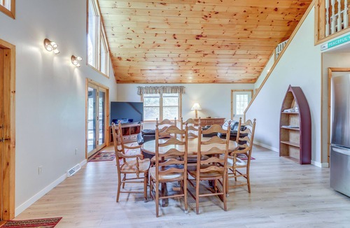 Warrensburg Cabin | Peaceful Family Cabin on Schroon River!
