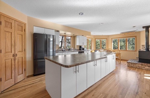 Rapid City House | PEACEFUL PINES (5-Bedroom Home) by RedAwning