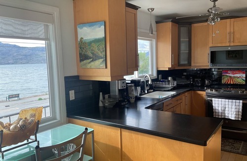 Central Okanagan Apartment | Peachland Beach Promenade