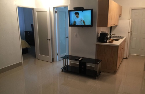 Pompano Beach Hotel | Pelican By The Sea