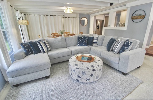 Stuart House | Pelicans Landing - 4BR/3BA Home - Heated Pool - - Close to Beach and Historic Downtown