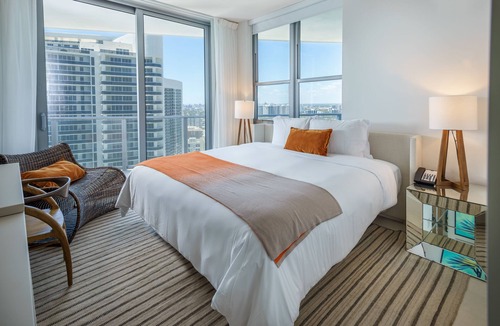 Seybold Apartment | Perfect CornerCondo@Hyde Ocean&WaterViews