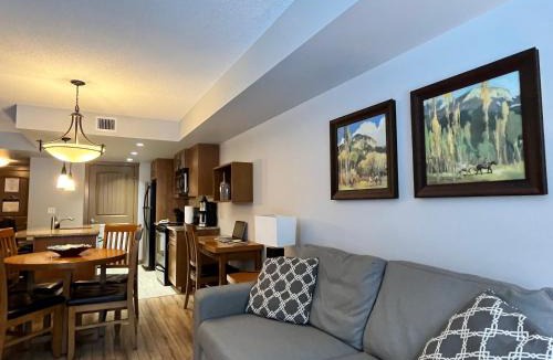 Copperstone Resort Apartment | Perfect family 2-bed Condo with hot tub