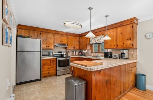 West Chatham House | Perfectly Content: Walk to Schoolhouse Pond