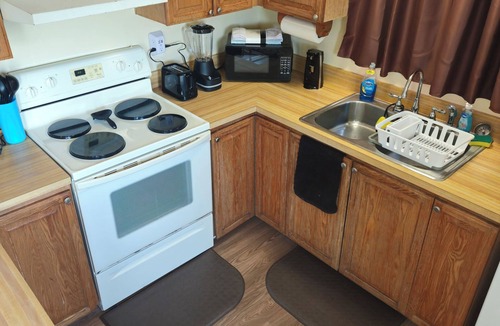 Buckhead Ridge House | Pet Friendly 2 Bed 1 Bath Home on the water in delightful Buckhead Ridge
