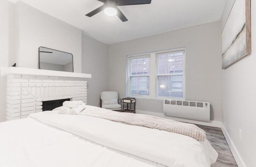 Lakewood Apartment | Pet-Friendly 2BR Near Edgewater with Parking