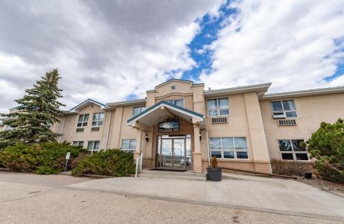 Caronport Hotel | Pilgrim Inn