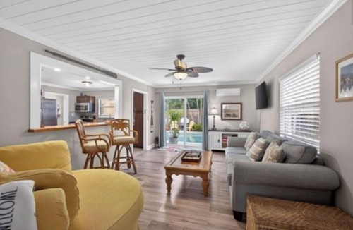 Juno Beach House | Pineapple Cove-Adorable Home W/Private Tropical Pool/close to Beach & Park