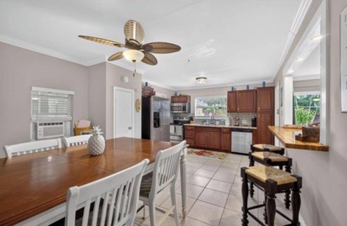 Juno Beach House | Pineapple Cove-Adorable Home W/Private Tropical Pool/close to Beach & Park