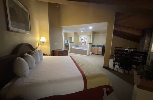 Pinedale Hotel | Pinedale Hotel & Suites