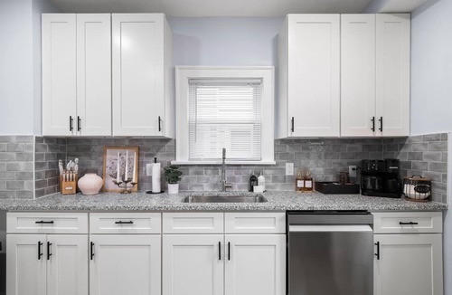Lakewood House | Ping Pong - N64 - Sleeps 10 - Walk to Lakewood
