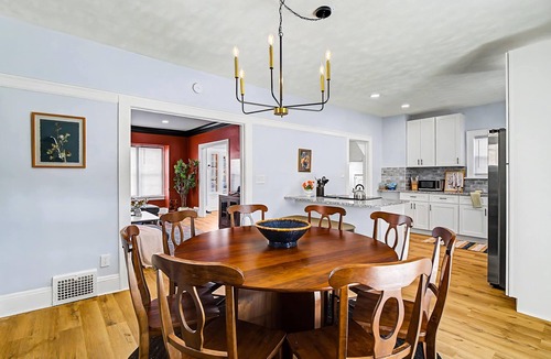 Lakewood House | Ping Pong - N64 - Sleeps 10 - Walk to Lakewood