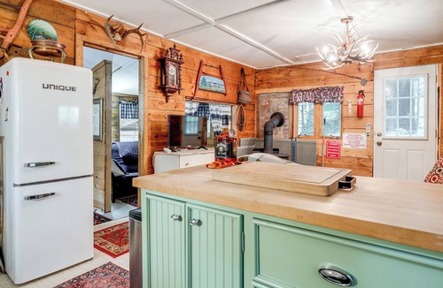 Weare Apartment | Piscataquog River Retreat w/Dock! Fish & Paddle