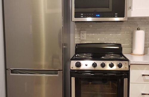 Saskatoon Apartment | Pleasant 1 Bedroom Private Suite in the Meadows