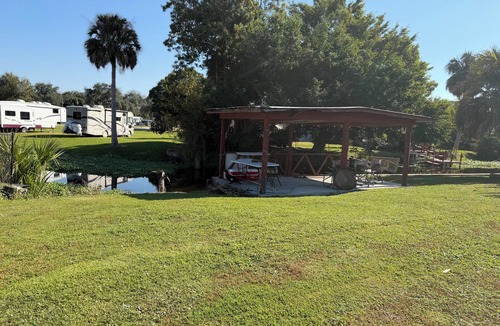 Okeechobee House | Pleasant 3-bedroom 2 bath house with AC in charming Okeechobee Florida