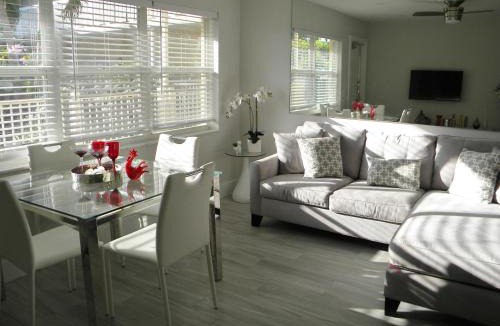 Harbor Village Apartment | Pompano Beach Hidden Gem
