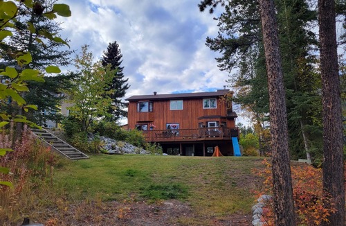 Whitehorse House | Ponderosa Home