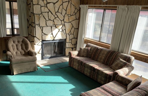 Red River Resort | Ponderosa Lodge Suite