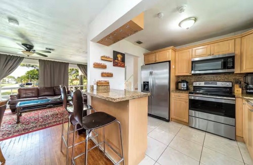 Boulevard Heights House | Pool Home 10