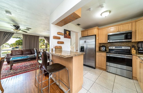 Pembroke Pines Villa | *Pool Home 5| Big Yard!