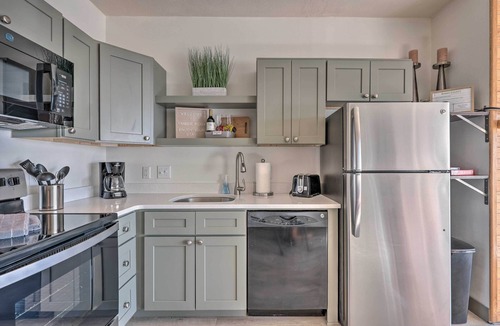 Wildernest Condo | Pool, Hot Tub & Ski Shuttle! Silverthorne Condo