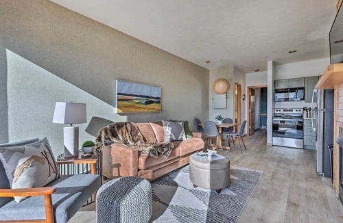 Wildernest Condo | Pool, Hot Tub & Ski Shuttle! Silverthorne Condo