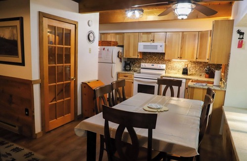 Bartlett House | Pool Trails Onsite 4BR Sleeps 8