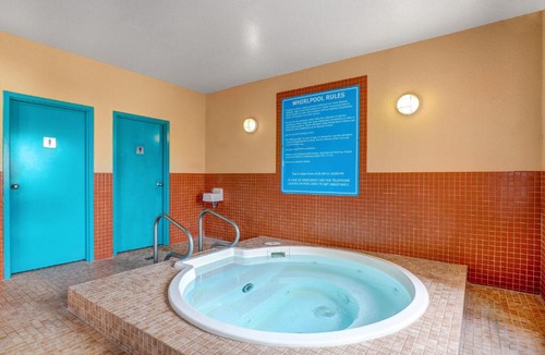 Red Deer Hotel | Prairie Crest Red Deer by IHG