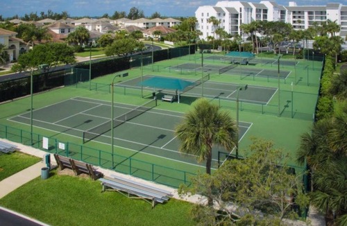 Fort Pierce Condo | Premium Beach and Golf Getaway