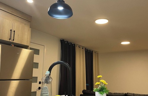 North Central Edmonton Apartment | Prime Location: 10 min drive to Downtown, 5 min drive to Commonwealth Stadium