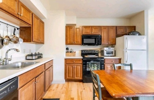 South End Apartment | Prime location in the center of downtown burlington