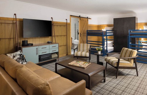 Jackson Hotel | Prime Location! Walk to Restaurants, Jackson Hole Rodeo w/Pool & Parking!
