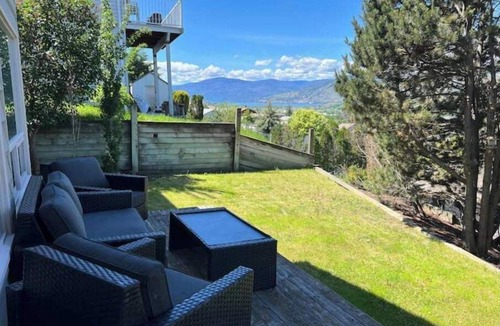 Vernon Apartment | Private 1bd 1 ba suite w/lake views
