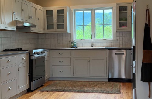 Manchester Center House | Private 3-Acre Renovated Farmhouse Retreat
