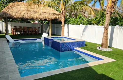 Terra Mar Island Estates House | Private Beach Club, Heated Pool, Jacuzzi, & 6 Seater Golf Cart Included!