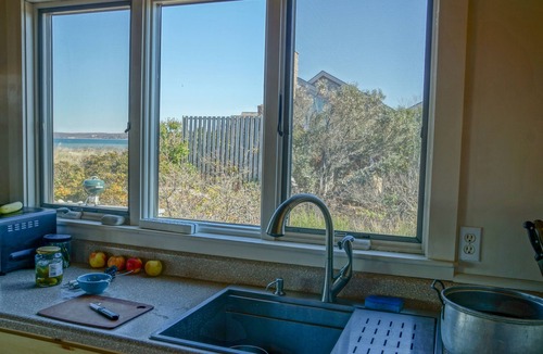 Aquinnah Cottage | Private Beach Oceanfront Cottage
