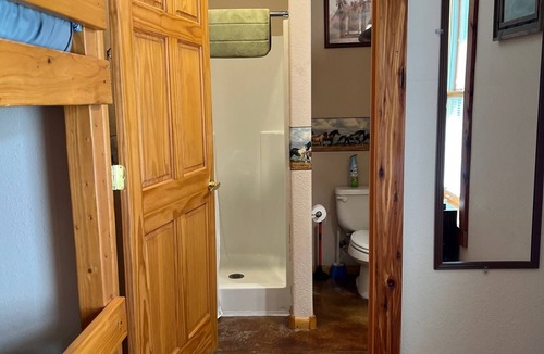 Deadwood Cabin | Private Black Hills Lodge for 24 Secluded in the Pines
