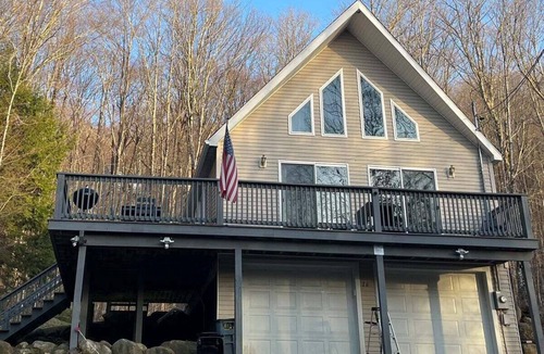 Campton House | Private Home in the White Mountains!