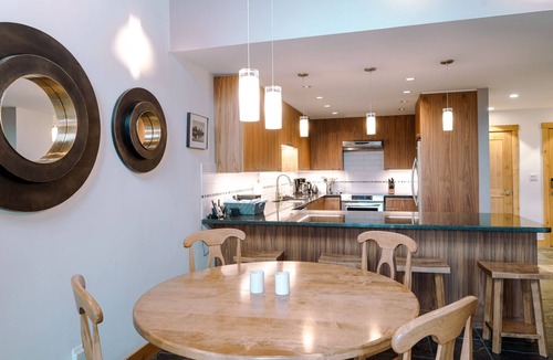 Upper Village Ski Chalet | Private Hot Tub on Village Run-TRULY Slopeside-Luxury, Amazing Views.