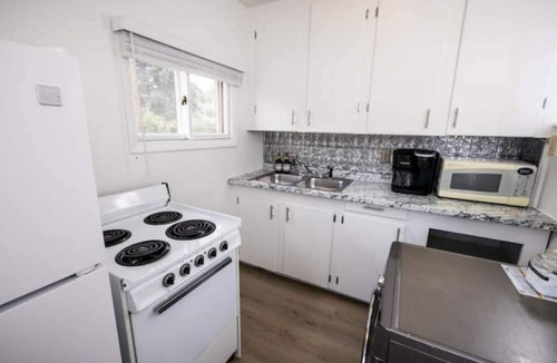 Laramie Apartment | Private & Modern - Walk to UW!