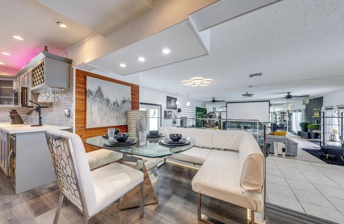 West Park House | Private Oasis in West Park Near the Beach!