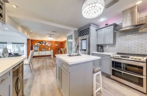 West Park House | Private Oasis in West Park Near the Beach!