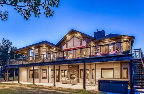 Airdrie House | Private Oasis with Hot Tub
