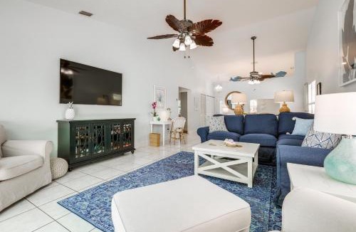Juno Beach House | Private Pool + Backyard: Villa in North Palm Beach