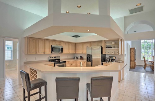 Port Saint Lucie House | Private Pool & Hot Tub: Port St Lucie Escape